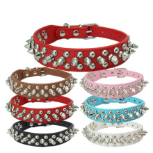 Dogs Cats Collar Acessórios Colar de colar ajustável com fivela com Rivet Leopard Pattern Pet Collar